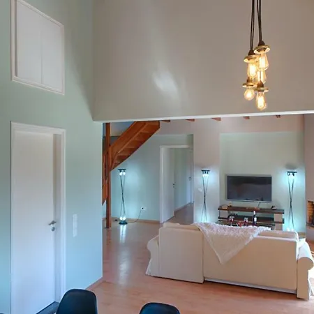 Modern Eco Friendly Close To Town * 펠레카스